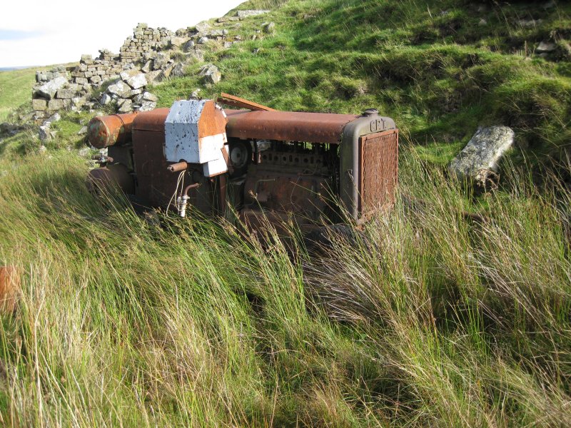 IMG_1508.jpg - Compressor, half tractor, half motor bike.