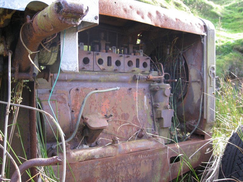 IMG_1513.jpg - Engine block.