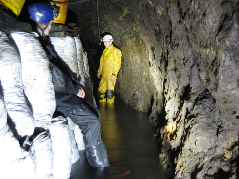 IMG_4464.JPG - Bags full of spoil material from the second dig.