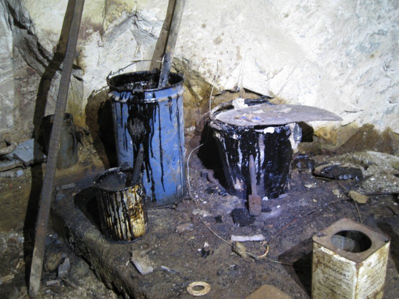 IMG_1927.jpg - Artifacts in the Smiths Shaft chamber.