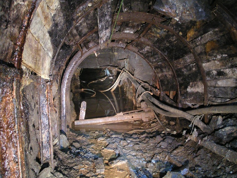 PICT6197.jpg - At the water line.