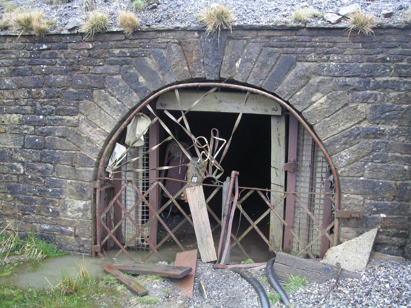 PICT6177.jpg - Rake Level adit.