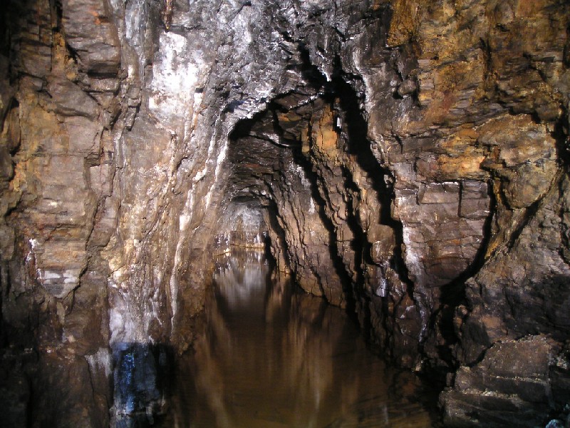 ghg_horselevel3.jpg - Level just past the junction.