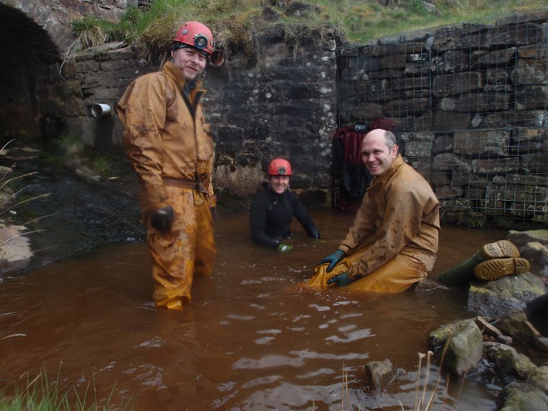 P5083628.JPG - Chimp bath in Gudham Gill.