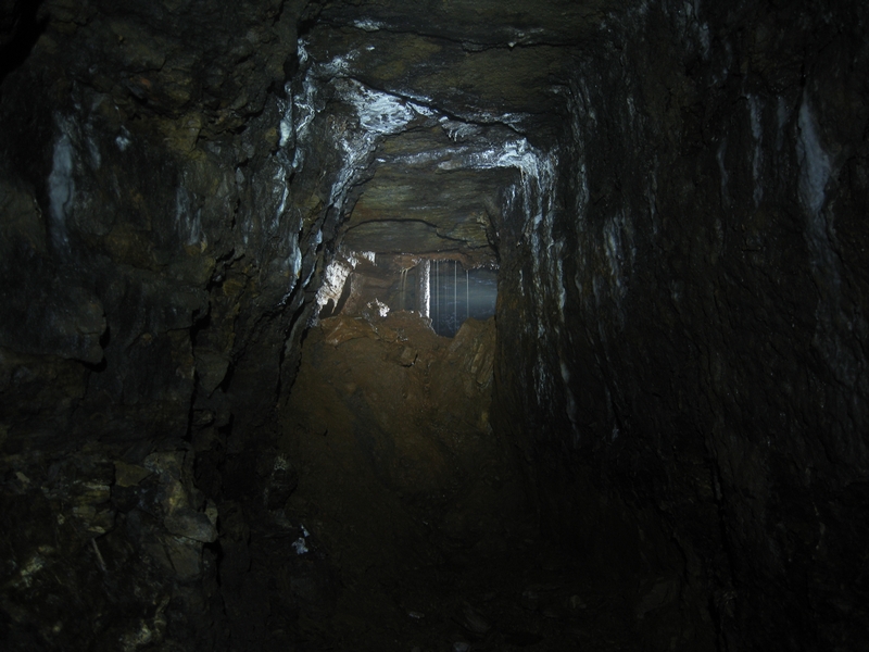 IMG_5711.JPG - Looking out towards the shaft bottom from the heading towards the Borehole Sump.