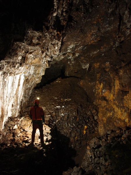 P2053251.JPG - Looking down along the stope.