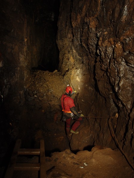 P2053298.JPG - Crossing the fallen in hopper and manway.