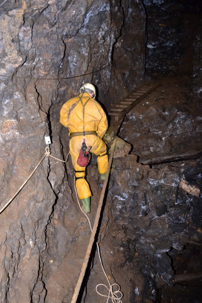 DSC_0860.JPG - Putting in new anchors and traverse line across the hopper. Photo by Sal.