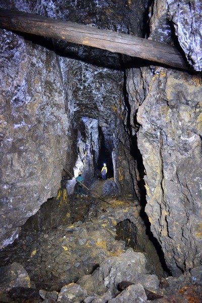 DSC_0871.JPG - View down the stope and level. Photo by Karli.