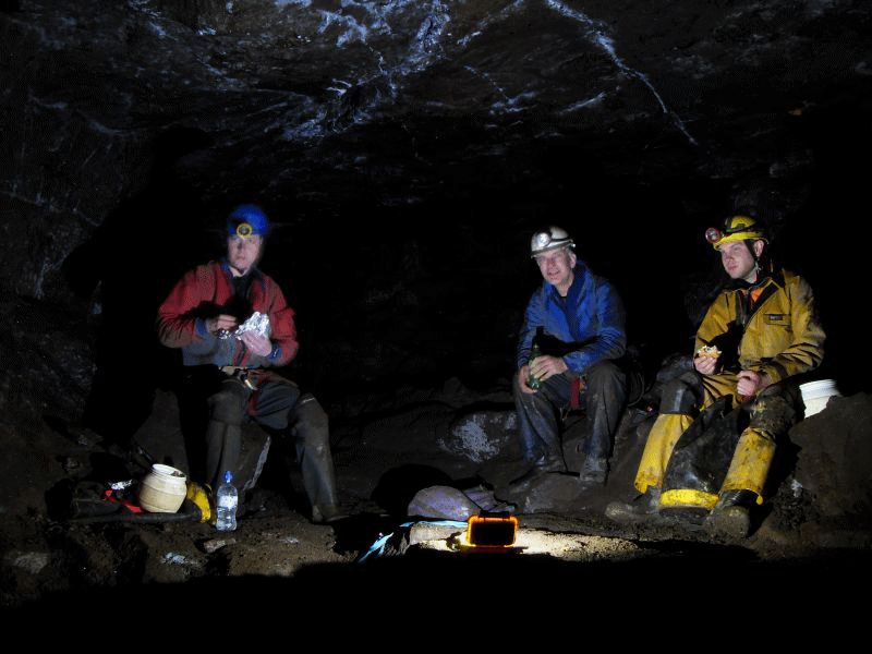 11_ghl_lunch2.jpg - Physco lunch gona get you...