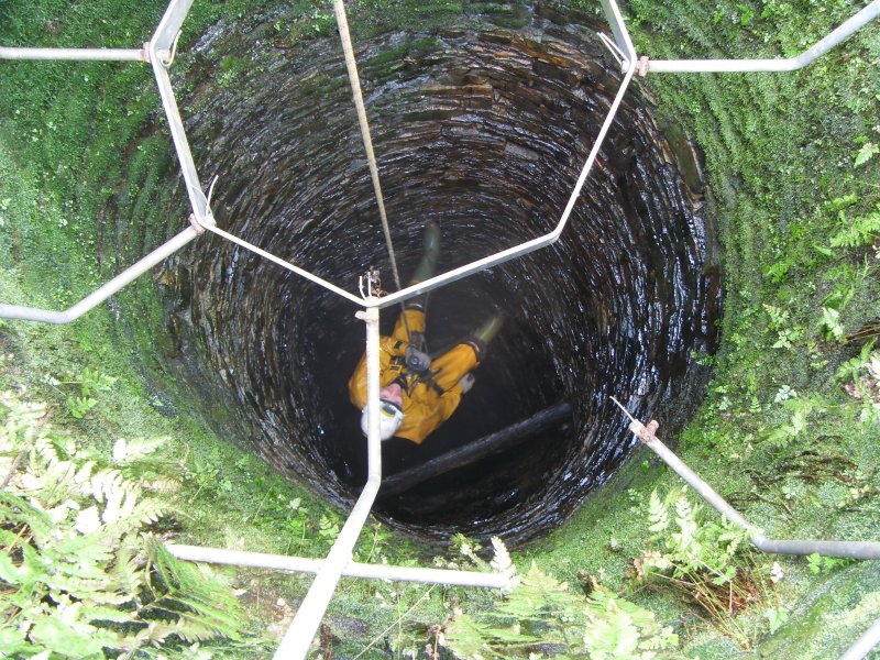 53_ds_climbingout.jpg - Deep Shaft: Almost back to base, total ascent was 82m.