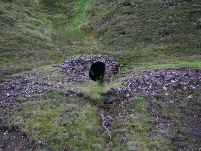 hll_entrance1.jpg - Close up of Hodgson's Low Level entrance.