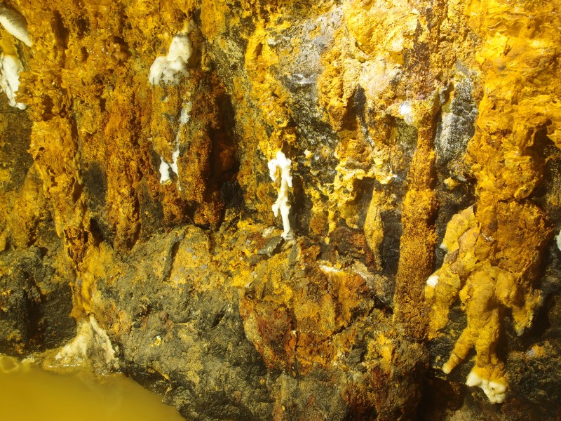 PC011911.JPG - Calcite formation.