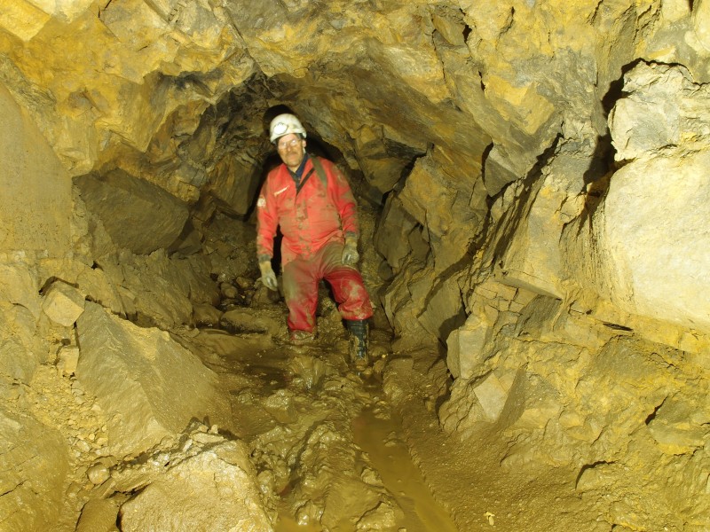PC011938.JPG - Thick sticky mud on the North Waggon Way.