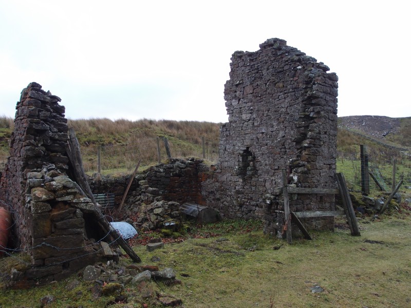PC011945.JPG - Mine shop.