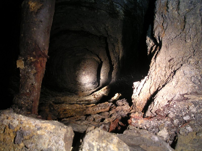 mc_walled_sump2.jpg - Looking down the walled sump.