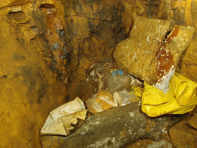 P6123859.JPG - Leaching explosives in stope above the level.