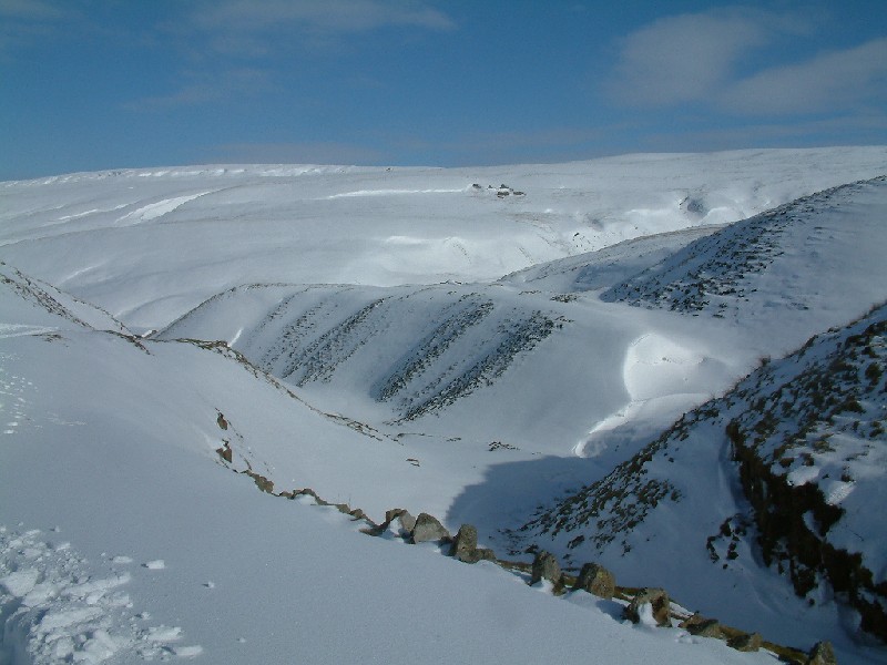 snowtrip_05.jpg - Looking out over the moor halfway up the Nent Valley.