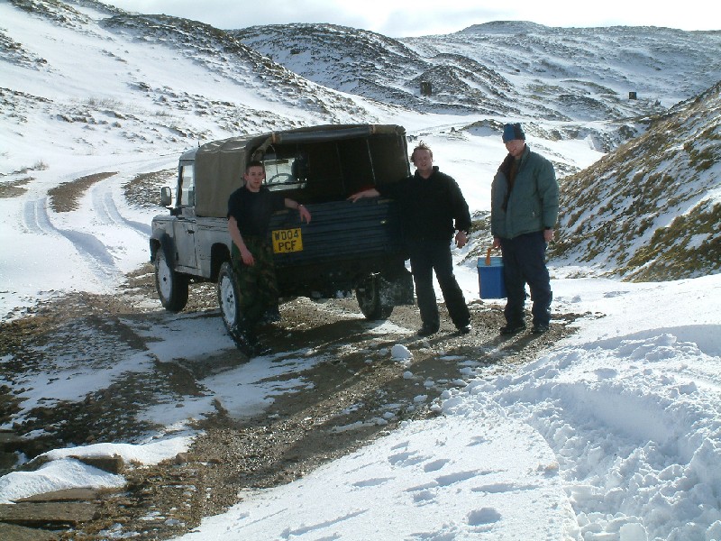 snowtrip_43.jpg - After an hour or so we move on.