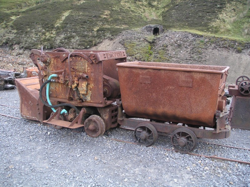 nsf_elmco03.jpg - Elmco rocker shovel.