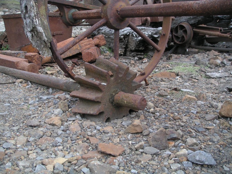 nsf_machinary08.jpg - Cog.