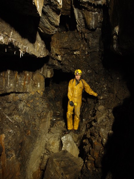 P8311065.JPG - Calcified fallen rocks in the main stope.