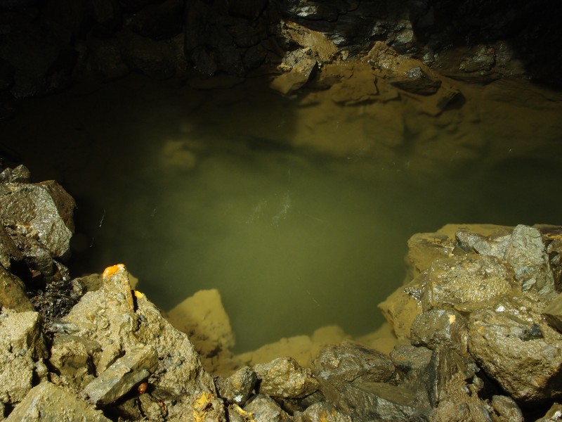 P8311068.JPG - Flooded stope or sump?