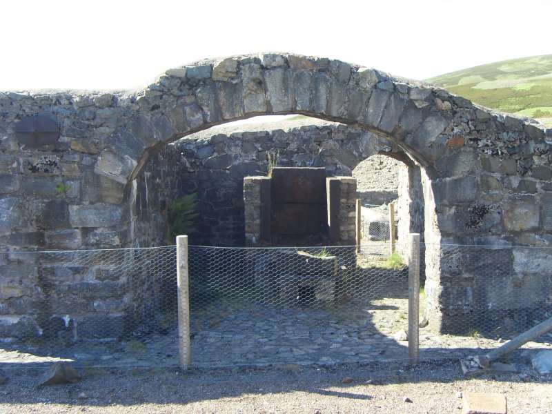 wlh_smeltmill3.jpg - Slag hearth.