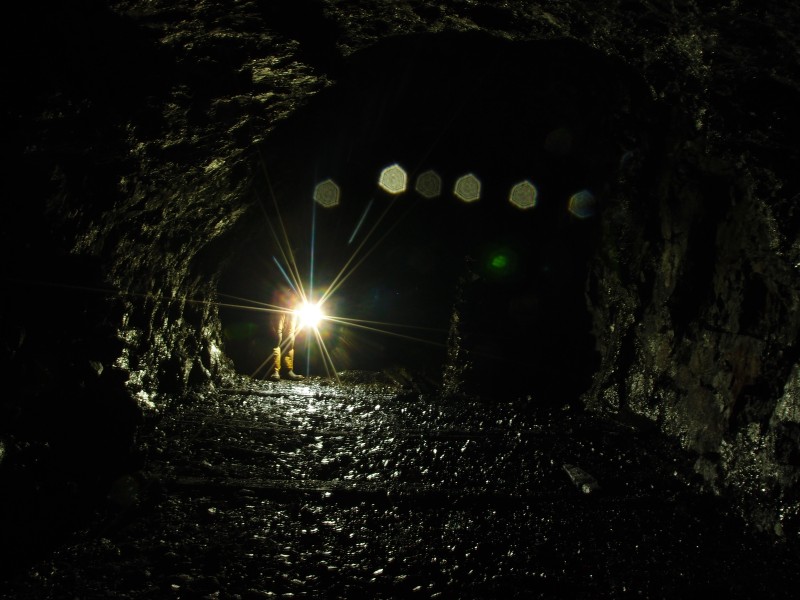 P7060852.JPG - Neat flat dressing floor.