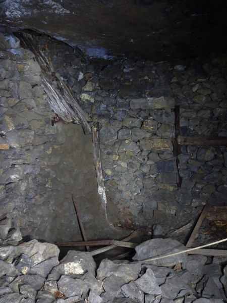 P1030664.JPG - Ore chute and sump to Hangingshaw Level. Photo by Sal.