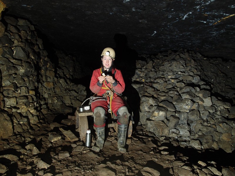 P2118004.JPG - Miss Sal - lunch.