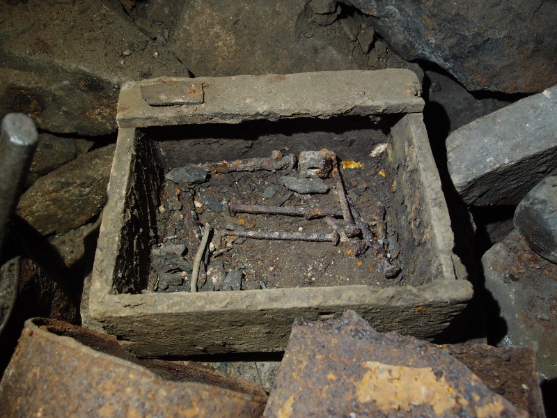 P2118039.JPG - Wooden box with nails and other fittings.