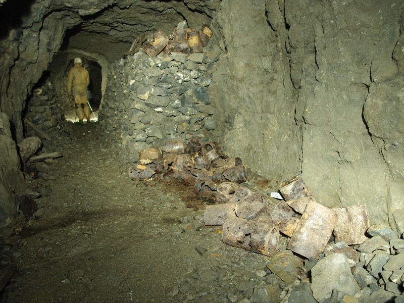 P2118043.JPG - Explosive tins.