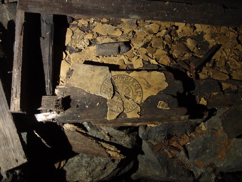 P2118107.JPG - Closer view of the gun powder wrappers.