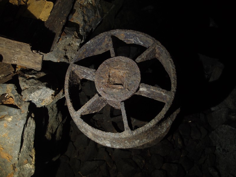 P2118108.JPG - Wheel near the explosives boxes.