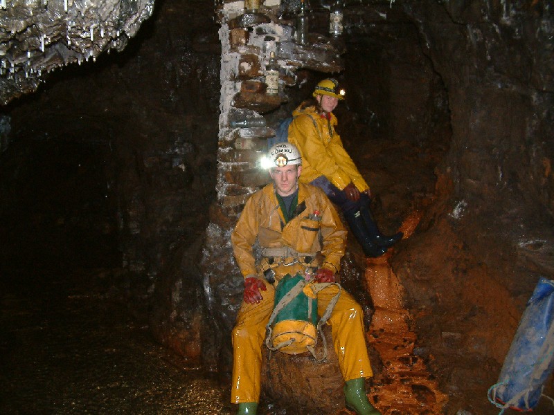 rg_whiskeybottlejunction.jpg - The famous Whiskey Bottle Junction