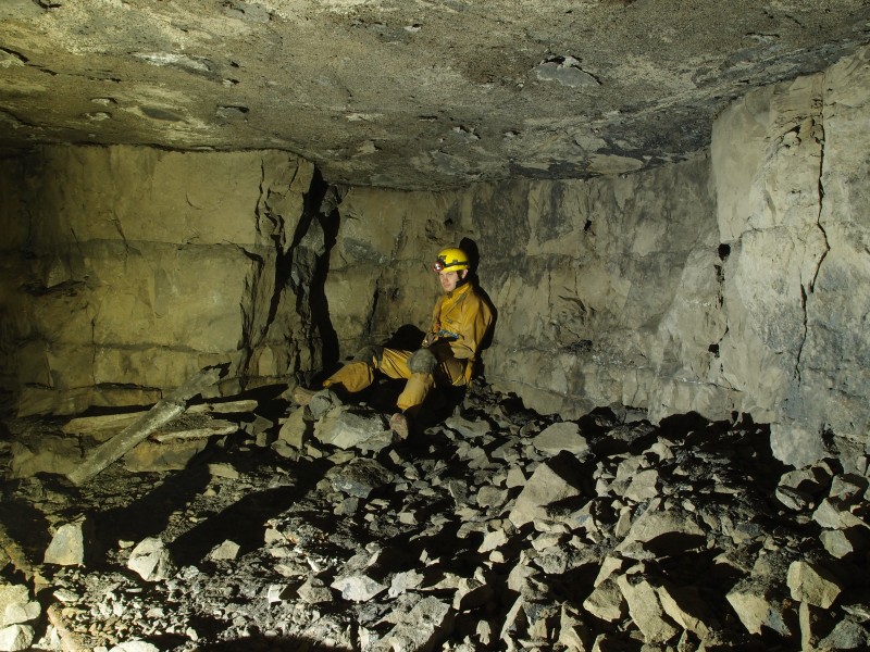 PB081475.JPG - Dressing floor in the high flat.