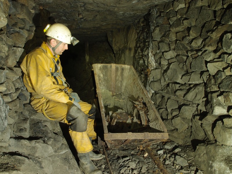 PB081488.JPG - Tub in the high flat.