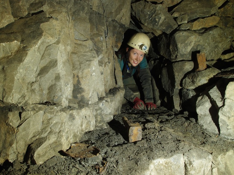 PB081490.JPG - Little cubby hole.