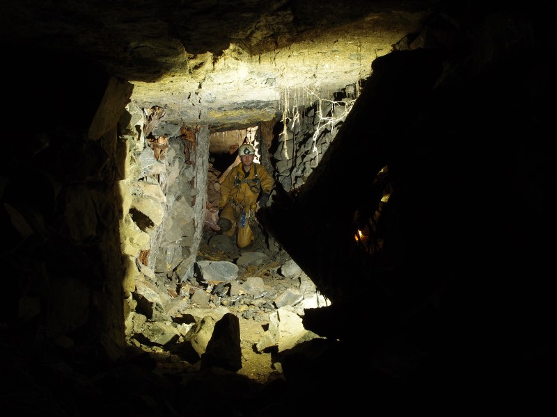 PB301827.JPG - Level looking away from the rise.