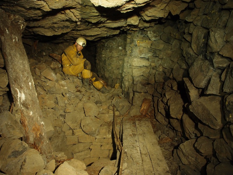 PB301831.JPG - One of the two ore chutes in the level, south west of the rise.