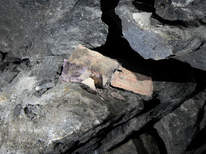 SDC10512.jpg - Old box of Byant and May's 'Ruby' matches.