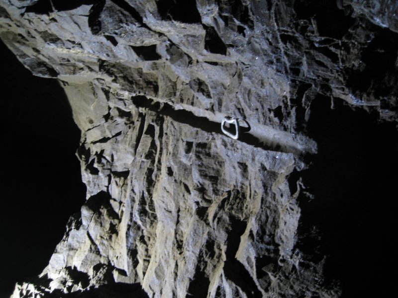 IMG_2308.jpg - Slightly blurred shot hole.