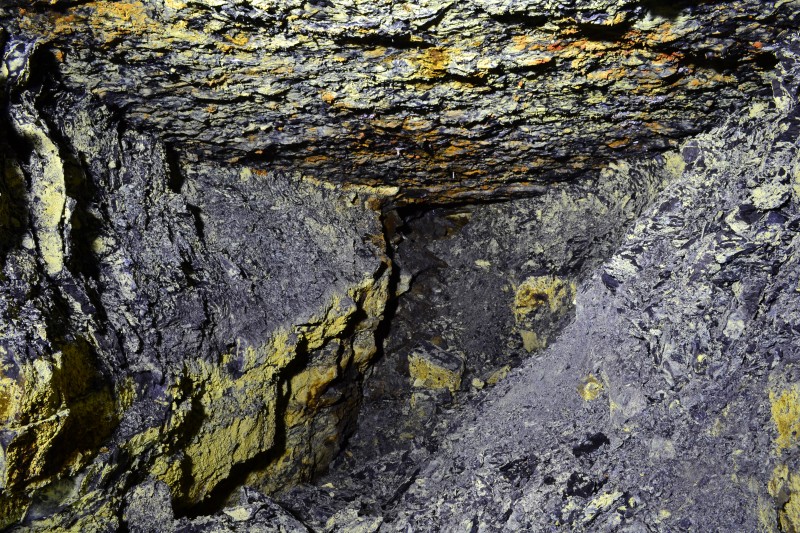 DSC_0398.JPG - Up the fall and into a colourful chamber. No way on. Photo by Karli.