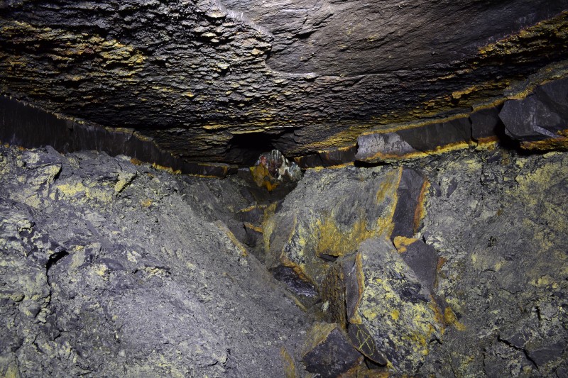 DSC_0412.JPG - Looking down the 1st crosscut to the Sun Vein. Photo by Karli.