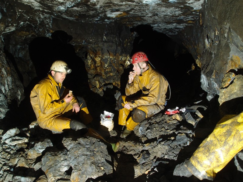 P1061472.JPG - Lunch on Morrah's Vein.