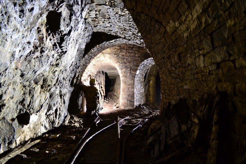 DSC_0694.JPG - Lighting effects 3, last junction, Rampgil least end.