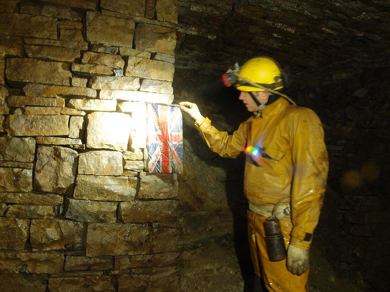 PB124713.JPG - Back at the flag junction.