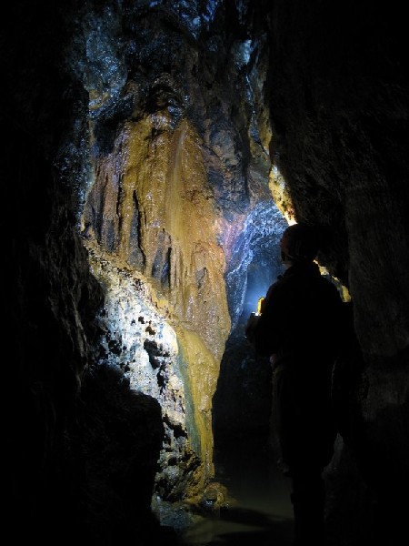 Img_5354.jpg - Calcite flows on the Scaleburn Vein.