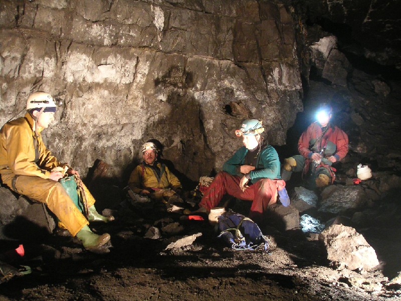 rg_lunch_whimseychamber.jpg - Lunch in the whimsey chamber, you would think that we never stop eating as there is always a picture of lunch.